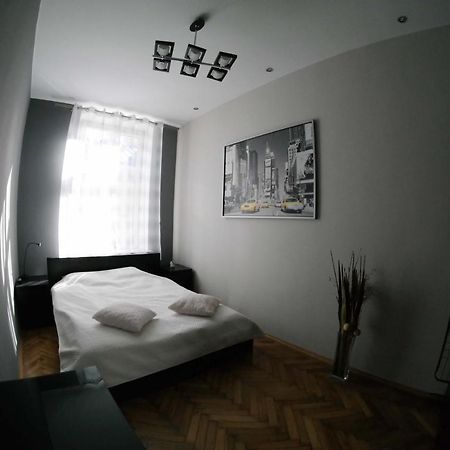 Апартаменти J2 Краків Екстер'єр фото